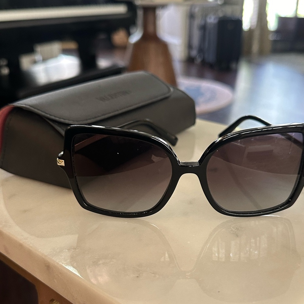 Valentino Black Sunglasses with Gradient Lenses